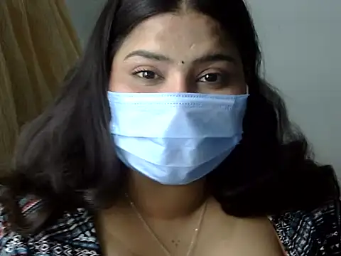 cutelady65 online show from February 2026 01:47:01 PM