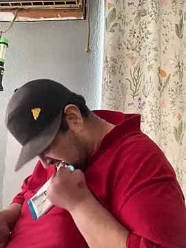 Miguel16i online show from March 2025 06:59:02 PM