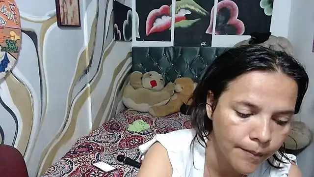 Snapshot of manzanahot9 chatting on March 2026 06:11:01 PM manzanahot9 online show from March 2026 06:11:01 PM