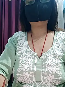 Aishwaryaa 69 online show from April 2026 02:33:01 AM