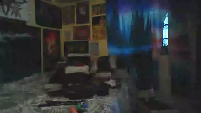 Mic Oxinner online show from June 2026 01:01:02 PM