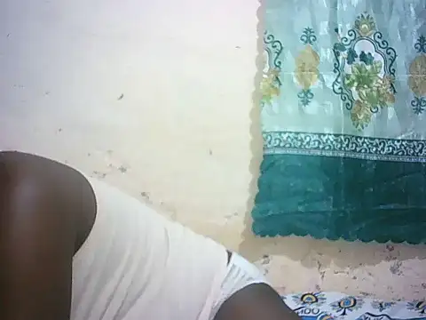 Snapshot of ebony_valleria chatting on July 2026 05:10:02 AM ebony valleria online show from July 2026 05:10:02 AM