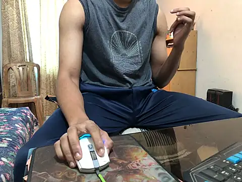 Zeuhorny online show from December 2024 05:37:01 AM