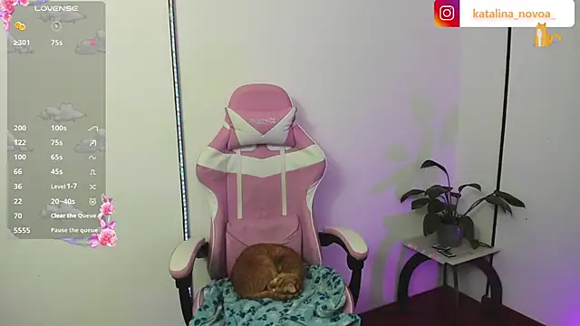 Katalina novoa online show from June 2026 02:16:01 AM