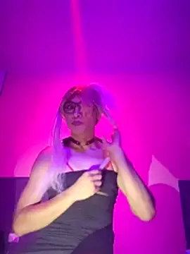 kandyloves online show from April 2026 08:45:02 AM