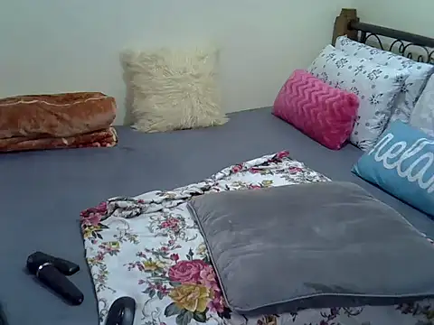 Sweet Bear online show from March 2026 05:57:02 AM