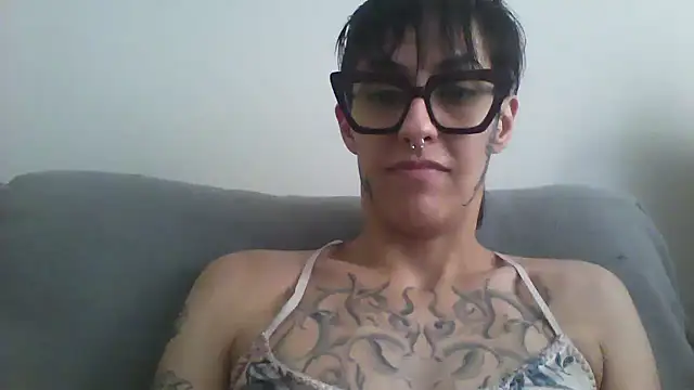 nickfxx online show from April 2026 06:38:01 PM