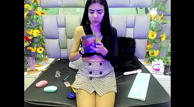 IsisRouse online show from February 2025 02:47:02 AM