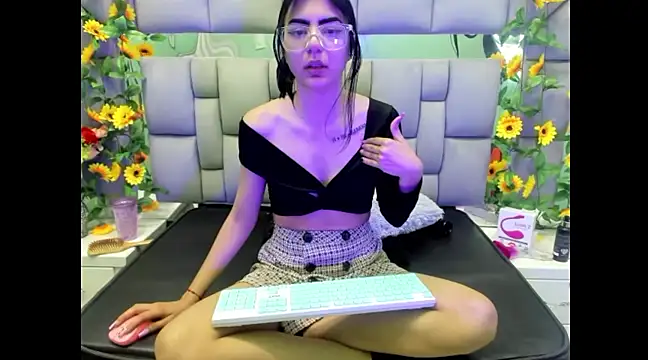 IsisRouse online show from February 2025 06:14:02 AM