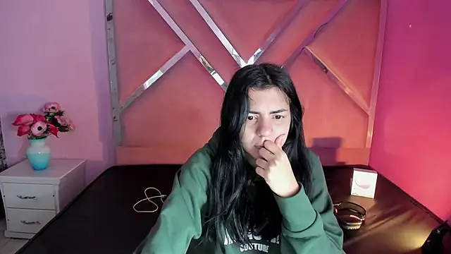 IsisRouse online show from March 2025 03:00:01 AM