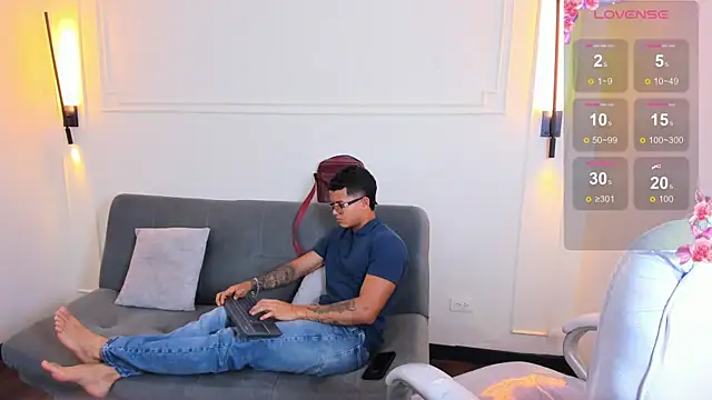 Paradise boy s online show from April 2026 06:19:02 PM