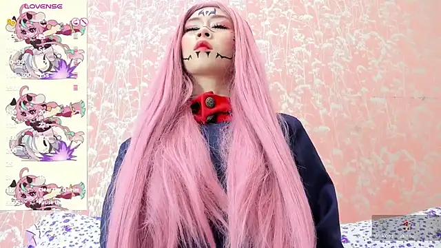 NEZUKO MITSURI online show from October 2025 06:28:02 PM