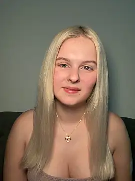 Allylove03 online show from March 2026 07:09:01 PM