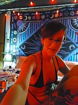 nephilaaranea online show from March 2026 05:02:01 PM