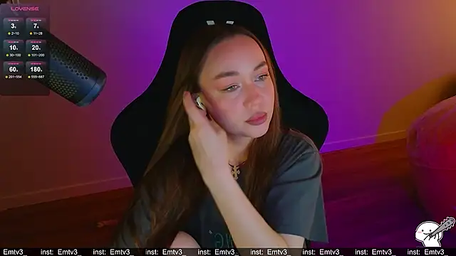 Emili1- online show from March 2026 08:25:01 AM