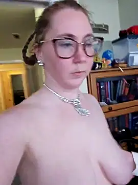 littlelustlamb online show from December 2024 07:01:02 PM