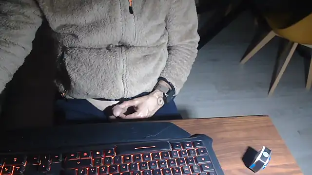 Adri gard online show from March 2026 09:32:02 PM