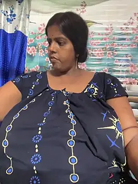 Beauty-queen online show from March 2026 02:44:01 PM