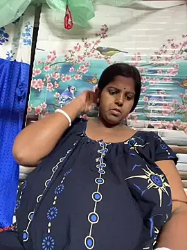 Beauty-queen online show from April 2026 05:43:01 PM