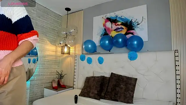 Snapshot of sussy__stone chatting on June 2026 11:44:02 AM sussy stone online show from June 2026 11:44:02 AM