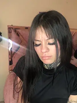 Tifanny Sweett online show from April 2026 04:40:02 PM