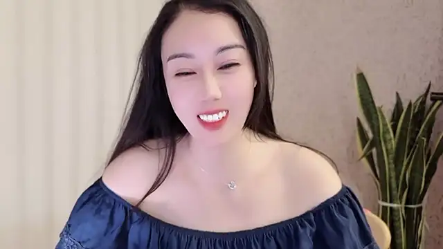 Snapshot of Y-Ou86 chatting on September 2025 02:17:02 PM Y-Ou86 online show from September 2025 02:17:02 PM