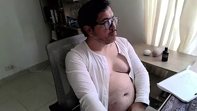 OsoMaduro12 online show from March 2026 02:23:02 PM