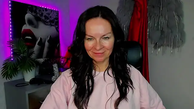 HelenLuxx online show from March 2026 03:38:01 PM