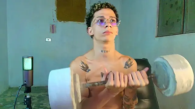 mateodeamjo online show from March 2026 02:04:02 AM