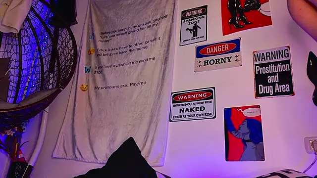 AriaVoss online show from March 2026 09:52:01 PM