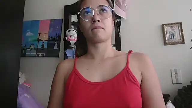 trianabell online show from March 2026 03:48:01 PM