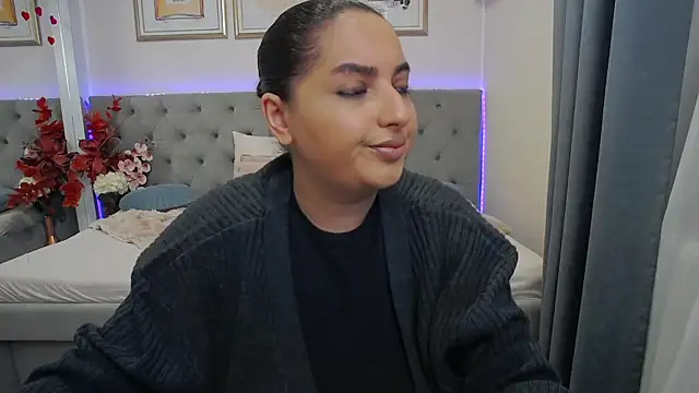 BustyAllyy online show from April 2026 05:32:01 PM