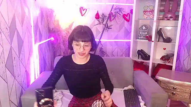 charlottemoonxz online show from November 2025 07:47:02 PM