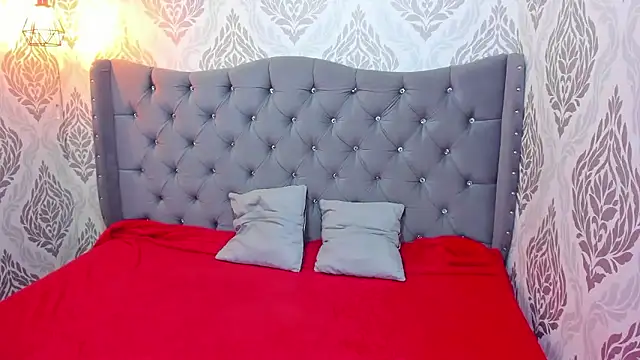 charlottemoonxz online show from January 2026 06:35:02 PM