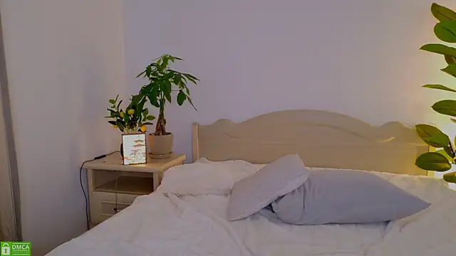 pusichka online show from October 2025 07:07:02 AM