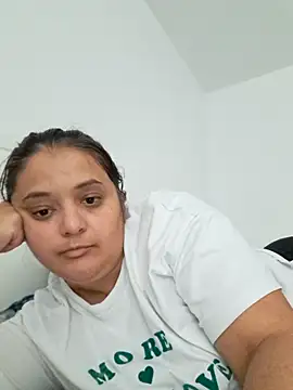 sarahhh1987 online show from November 2025 06:44:01 AM