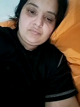 sarahhh1987 online show from March 2026 06:36:02 PM