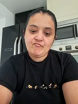 sarahhh1987 online show from March 2026 07:25:02 AM