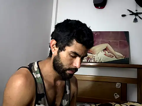 hideonbush051 online show from November 2025 01:14:02 PM