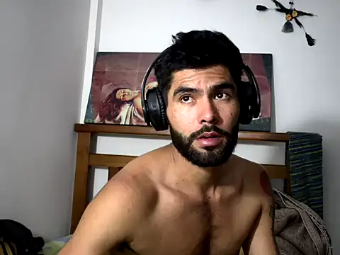 hideonbush051 online show from December 2025 03:05:01 AM