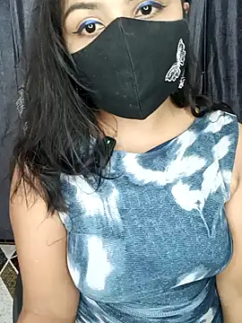 Tanvi-patil online show from April 2026 04:44:02 PM