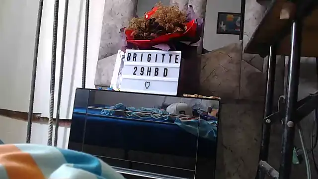 Snapshot of yohatinelly07 chatting on September 2025 05:38:02 PM yohatinelly07 online show from September 2025 05:38:02 PM