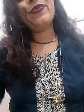 Snapshot of Simaran_bhabhi chatting on June 2026 05:25:01 PM Simaran bhabhi online show from June 2026 05:25:01 PM
