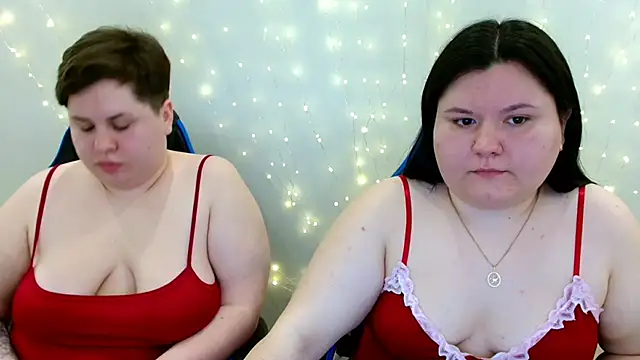 BeckyAndHellen online show from April 2026 12:30:02 PM