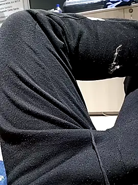 Jair2310 online show from April 2026 09:14:01 AM