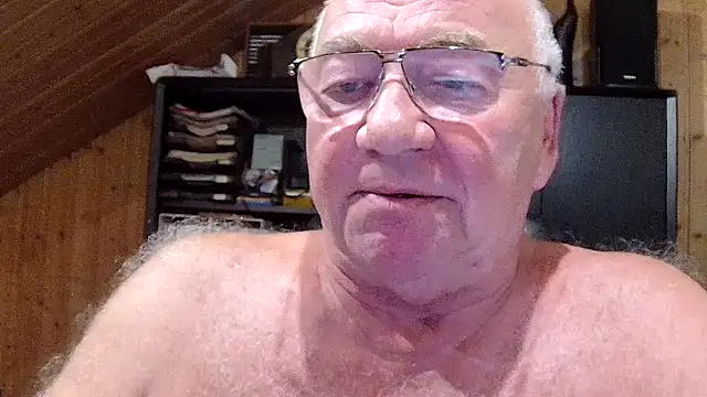Snapshot of biggandybig chatting on July 2026 11:19:01 PM biggandybig online show from July 2026 11:19:01 PM