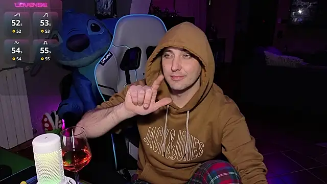 Gil gamesh90 online show from March 2026 07:10:01 PM