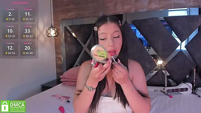 Venus velez  online show from April 2026 12:19:02 PM