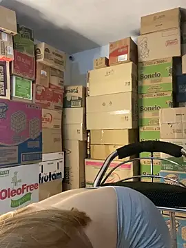 Snapshot of melody-dy chatting on March 2026 09:05:01 PM melody-dy online show from March 2026 09:05:01 PM