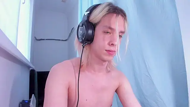 Snapshot of matt_spark chatting on February 2025 03:20:01 AM matt spark online show from February 2025 03:20:01 AM